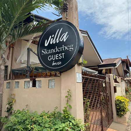 Villa Skanderbeg Guest House Puerto Princesa Exteriör bild